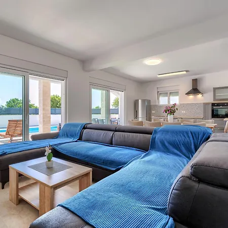 Villa Kliska By Interhome