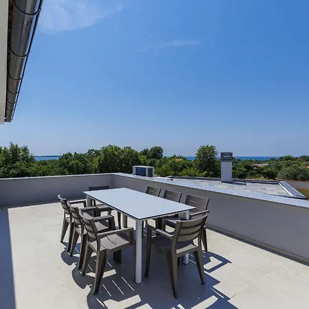 Kliska By Interhome Воднян